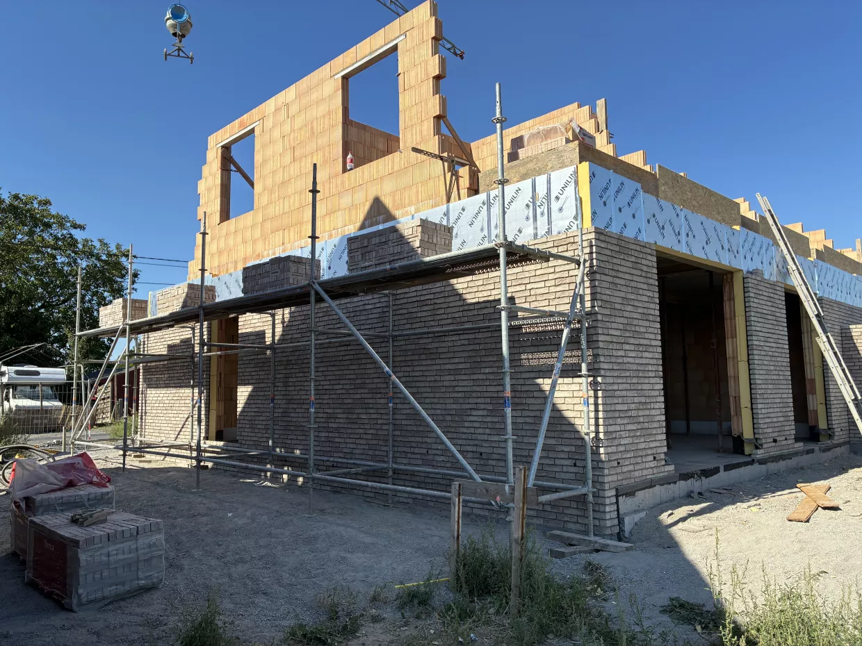 L’Immobilier Neuf à Tournai, Mouscron, Leuze – Achat appartement neuf , Achat immobilier neuf Tournai, Programme immobilier neuf Tournai, Investissement immobilier neuf Tournai, Promoteur immobilier Tournai, Résidence neuve Tournai, Maison neuve à vendre Tournai, Appartement neuf Tournai, Achat immobilier neuf Mouscron, Programme immobilier neuf Mouscron, Investissement immobilier neuf Mouscron, Promoteur immobilier Mouscron, Résidence neuve Mouscron, Maison neuve à vendre Mouscron, Appartement neuf Mouscron, Achat immobilier neuf Leuze-en-Hainaut, Programme immobilier neuf Leuze-en-Hainaut, Investissement immobilier neuf Leuze-en-Hainaut, Promoteur immobilier Leuze-en-Hainaut, Résidence neuve Leuze-en-Hainaut, Maison neuve à vendre Leuze-en-Hainaut, Appartement neuf Leuze-en-Hainaut, Achat immobilier neuf Frasnes-lez-Anvaing, Programme immobilier neuf Frasnes-lez-Anvaing, Investissement immobilier neuf Frasnes-lez-Anvaing, Promoteur immobilier Frasnes-lez-Anvaing, Résidence neuve Frasnes-lez-Anvaing, Maison neuve à vendre Frasnes-lez-Anvaing, Appartement neuf Frasnes-lez-Anvaing, Achat immobilier neuf Antoing, Programme immobilier neuf Antoing, Investissement immobilier neuf Antoing, Promoteur immobilier Antoing, Résidence neuve Antoing, Maison neuve à vendre Antoing, Appartement neuf Antoing, Achat immobilier neuf Celles, Programme immobilier neuf Celles, Investissement immobilier neuf Celles, Promoteur immobilier Celles, Résidence neuve Celles, Maison neuve à vendre Celles, Appartement neuf Celles. Août 2025 - Lot 23